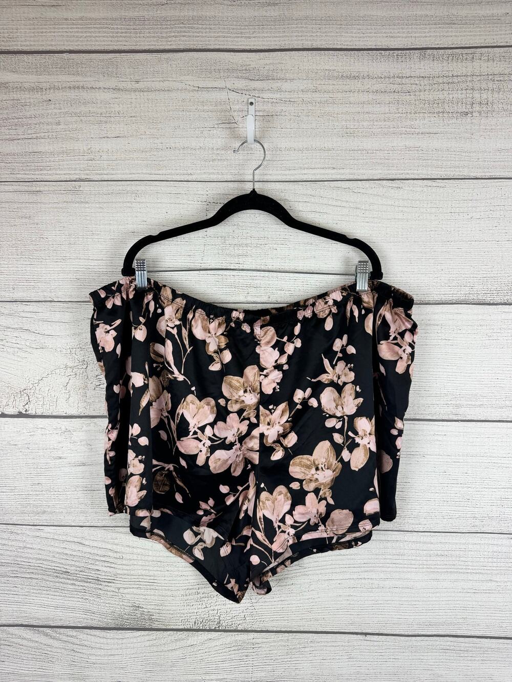 Cacique Plus Size Black Pink Floral Satin Pajama Bottoms Size 26/28